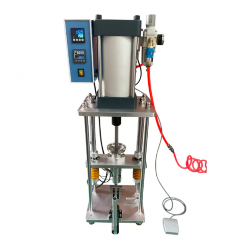 Современное технологическое оборудование: свойства, преимущества использования, тренды (вертикально-литьевые машины, печи для плавки) фото