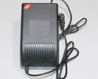 Зарядное устройство (модель 4805А) 48 Вольт 5 Ампер фото