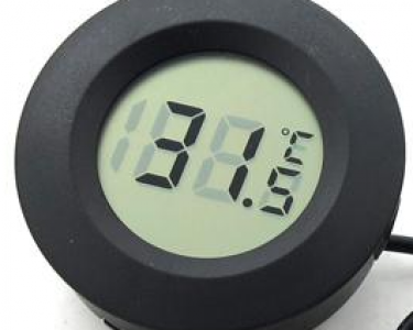 Цифровой термометр с выносным датчиком фото